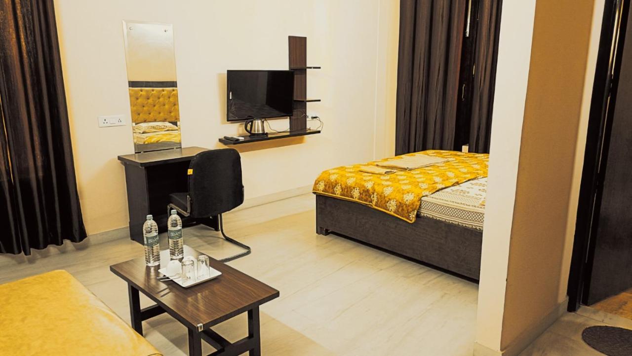 Mi Casa Sector 47 Daire Gurgaon Dış mekan fotoğraf