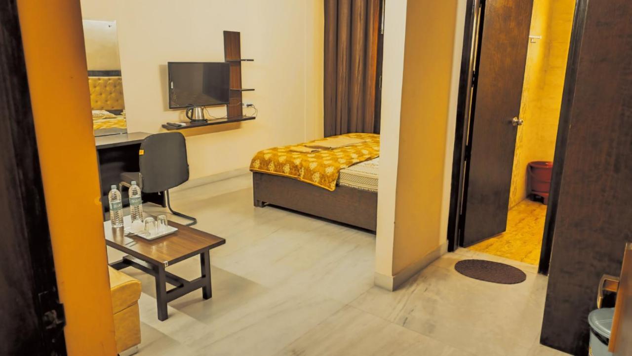 Mi Casa Sector 47 Daire Gurgaon Dış mekan fotoğraf