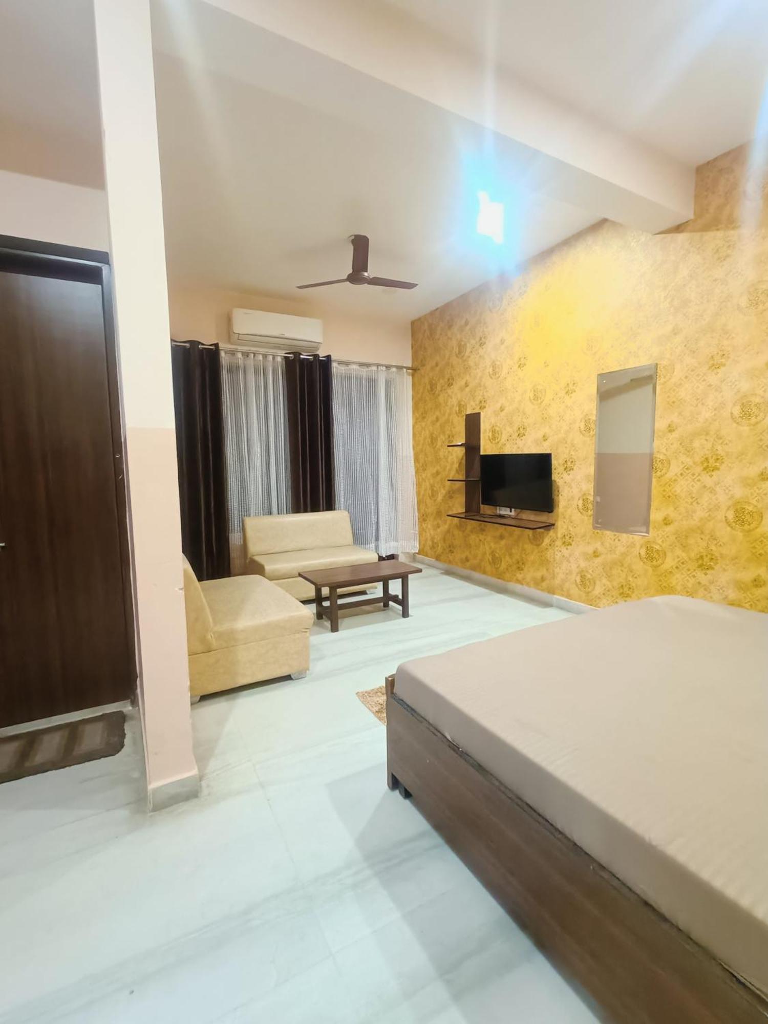 Mi Casa Sector 47 Daire Gurgaon Dış mekan fotoğraf