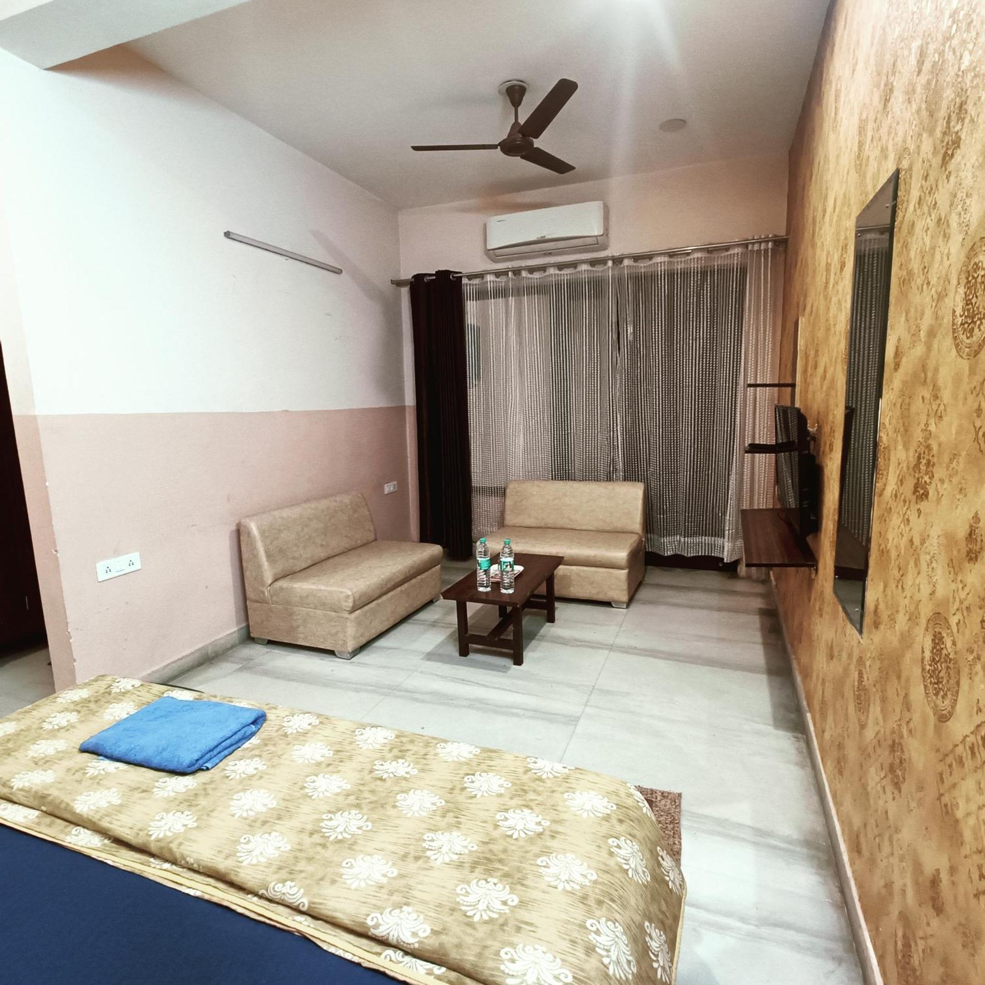 Mi Casa Sector 47 Daire Gurgaon Dış mekan fotoğraf