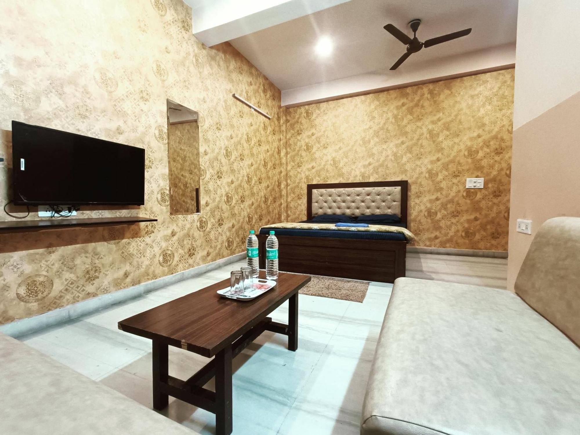 Mi Casa Sector 47 Daire Gurgaon Dış mekan fotoğraf