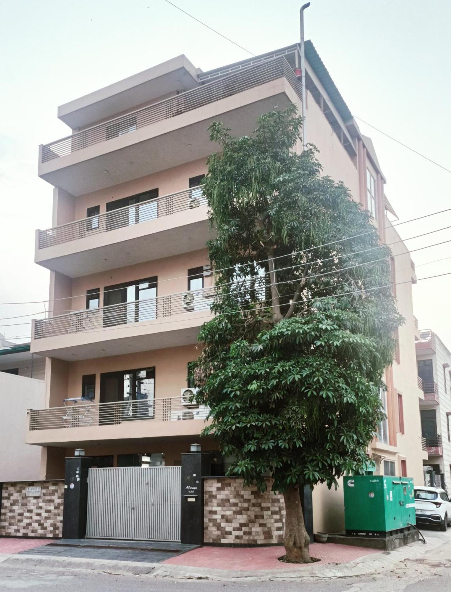 Mi Casa Sector 47 Daire Gurgaon Dış mekan fotoğraf